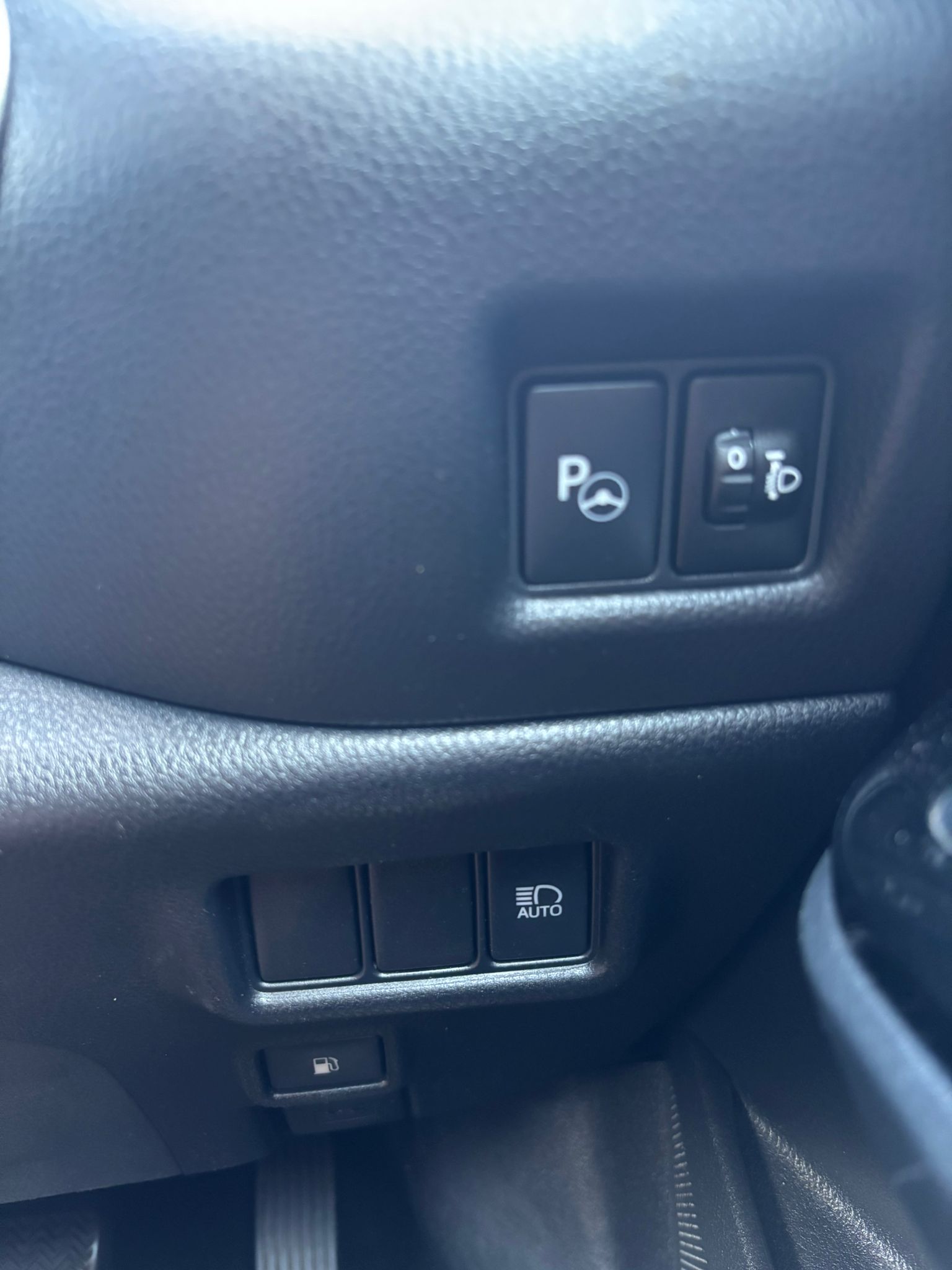 Toyota C-HR 1.8VVT-h Brothers Car Sales 